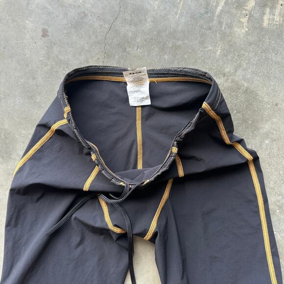 Speedo LZR RACER PRO Fastskin Jammer Size 28 Black Gold - Picture 4 of 7